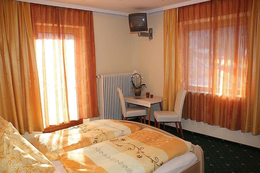 Gaestehaus Neuhauser Zell am Ziller Luaran gambar