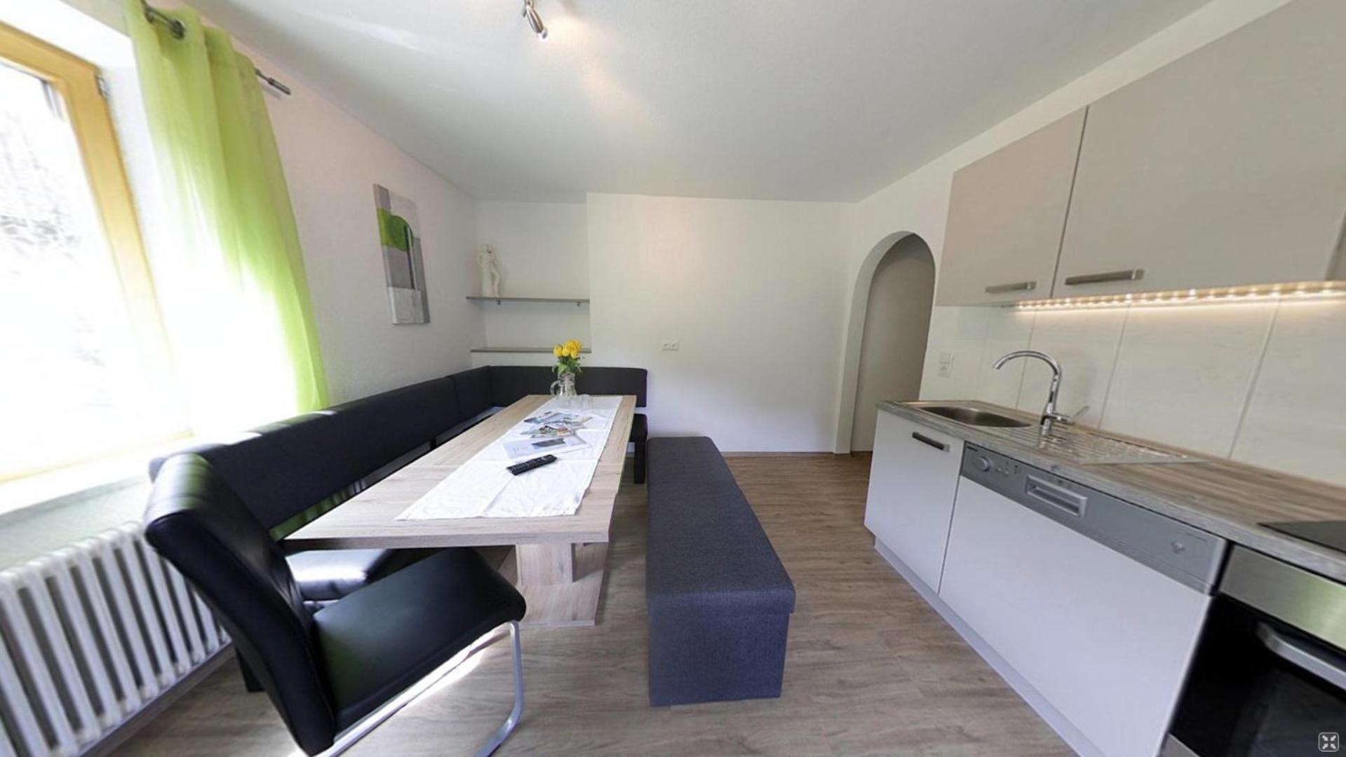 Gaestehaus Neuhauser Zell am Ziller Luaran gambar
