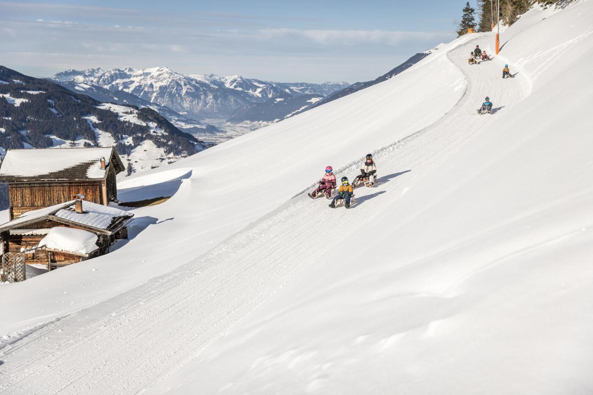 Gaestehaus Neuhauser Zell am Ziller Luaran gambar
